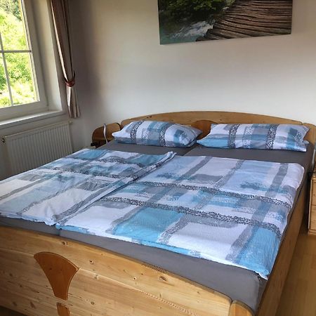 Sonnenchalet Mit Sauna Kotschach-Mauthen Luaran gambar