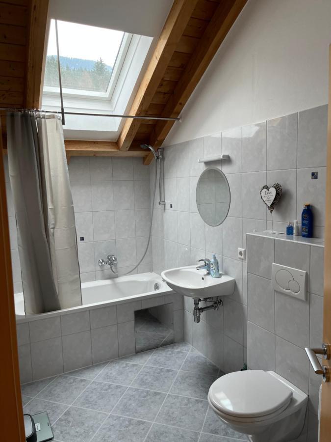 Sonnenchalet Mit Sauna Kotschach-Mauthen Luaran gambar